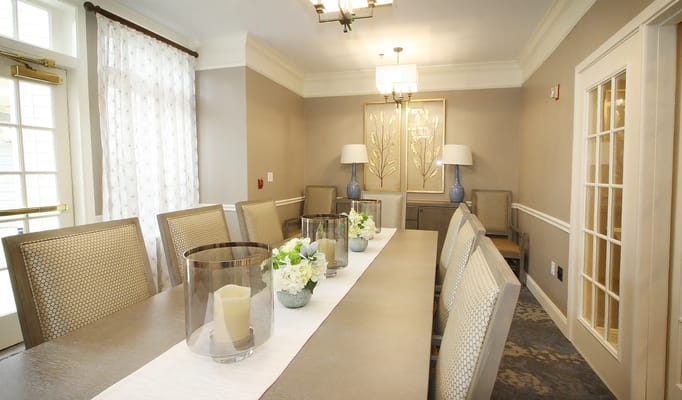 Sundale Senior Living – the Lexington Center