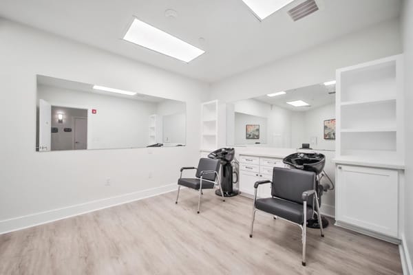 Apex Oaks at Clear Lake Assisted Living