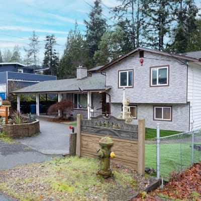Exterior view of an assisted living facility building