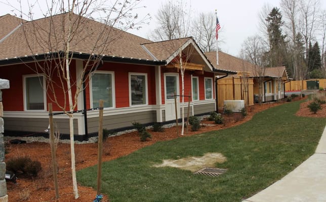 Exterior view of The Cottages of Renton with landscaping