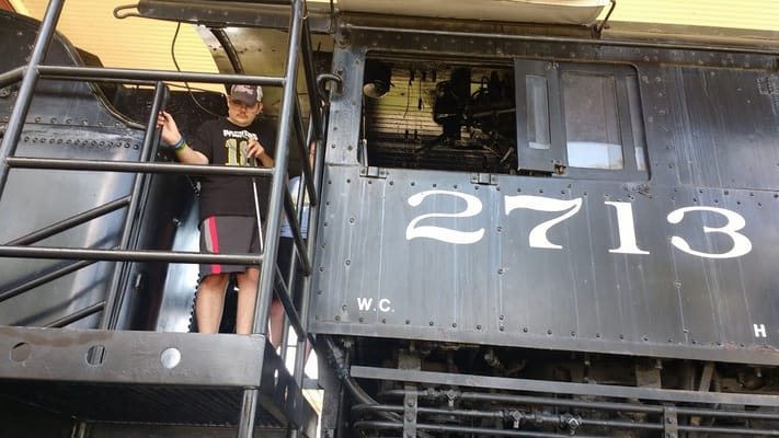 Cahoots Adult Day Service LLC