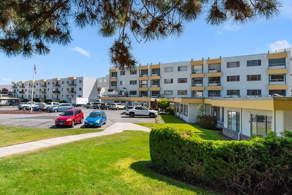 Colonial Vista Senior Living