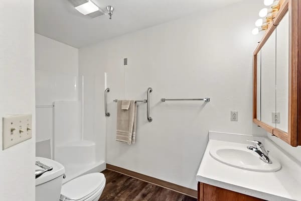 Colonial Vista Senior Living