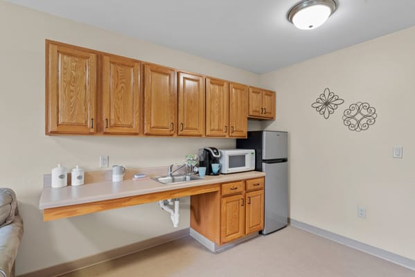 Well-equipped kitchenette in a resident's room