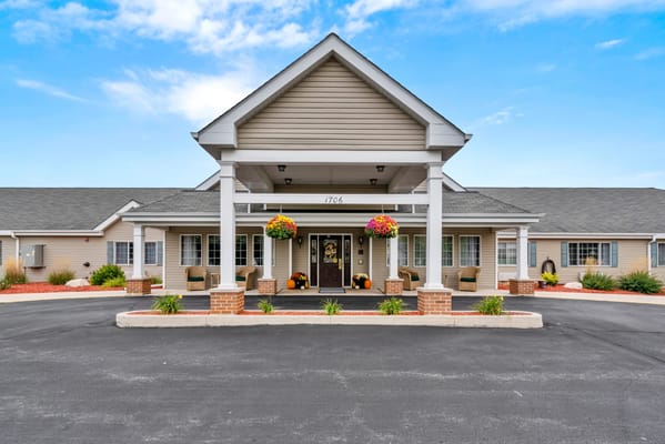 Exterior view of LakeHouse New Holstein entrance