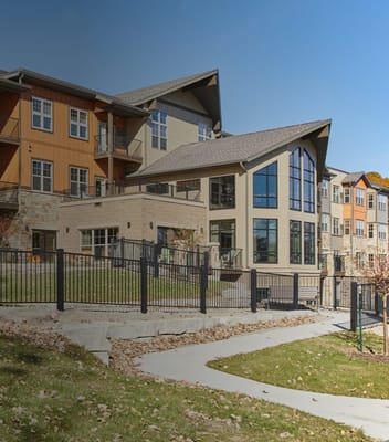 Exterior view of Eagle Point Senior Living facility