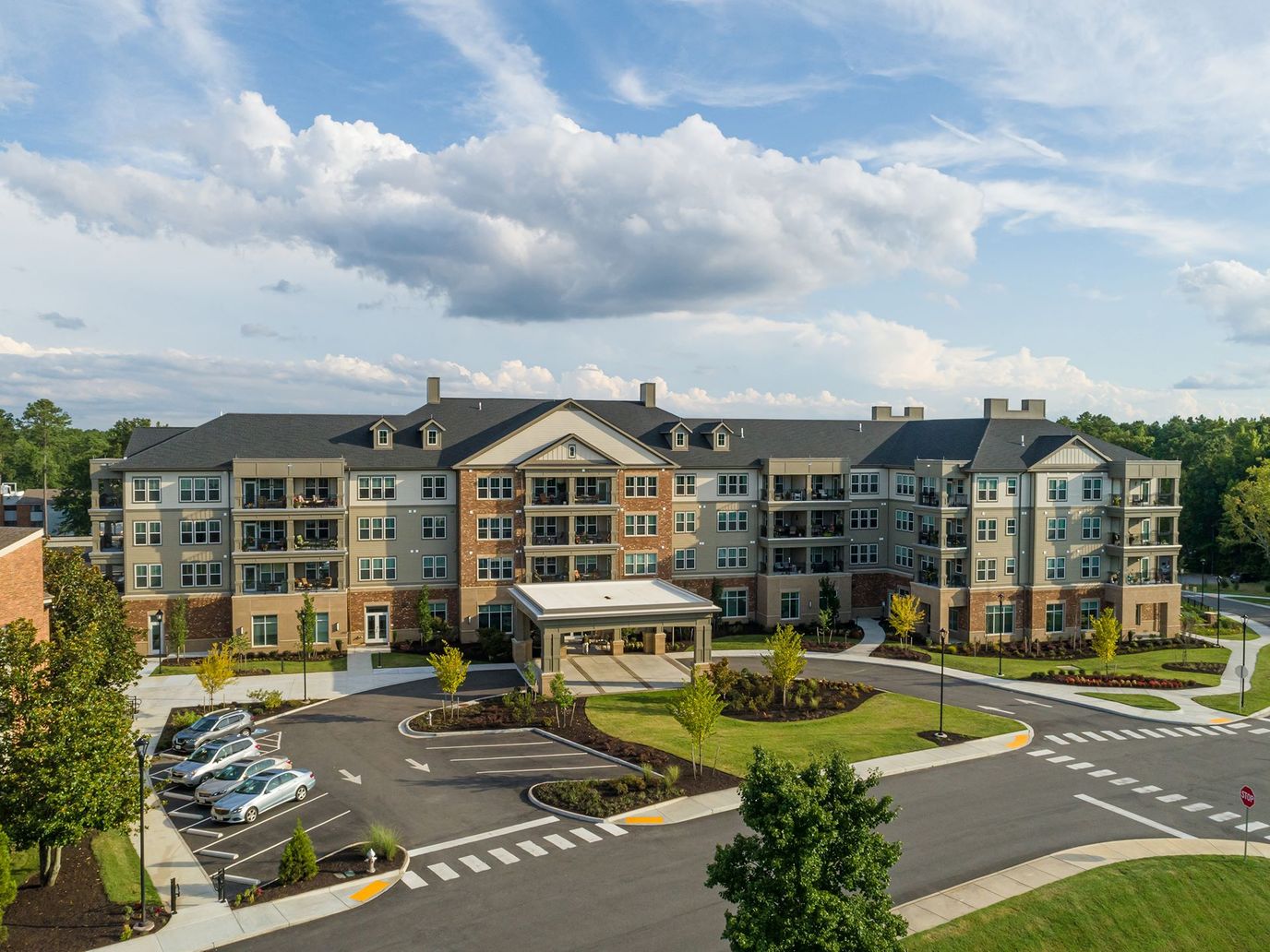 Aerial view of Lakewood Retirement facility with landscaped grounds