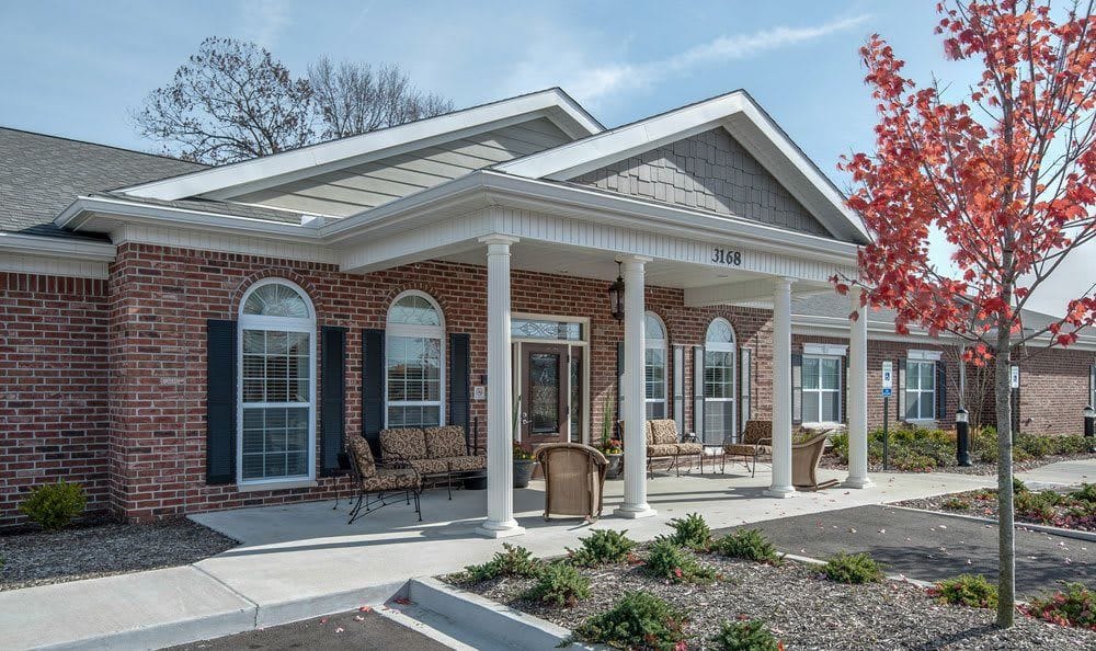 Exterior view of South Breeze Senior Living facility