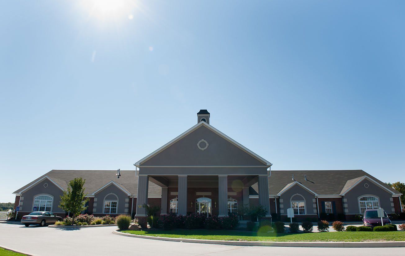 Front view of Coventry Meadows Assisted Living facility