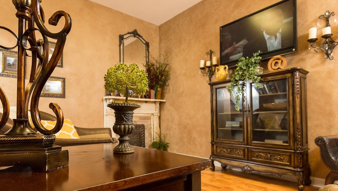 Cozy common area with tasteful decor