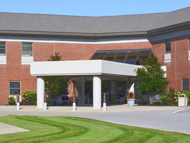 Front entrance of Northpoint Lexington Healthcare Center