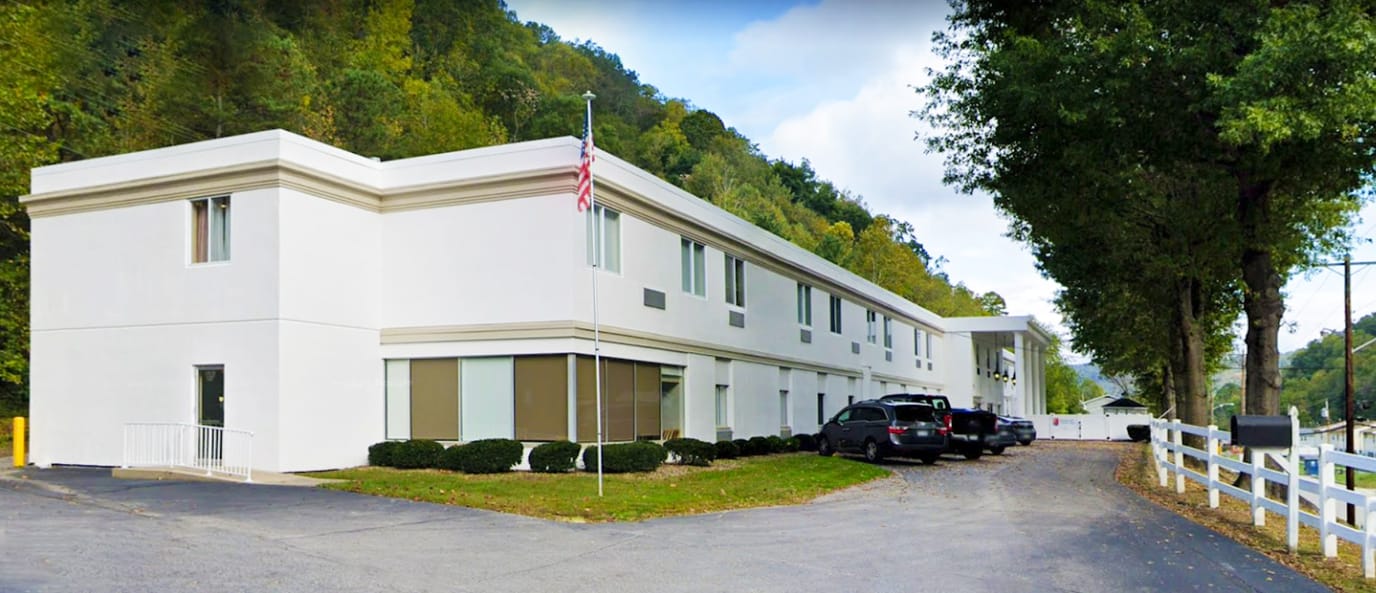 Exterior view of Kanawha Place nursing home