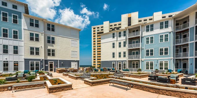 Outdoor view of the apartment buildings and common spaces