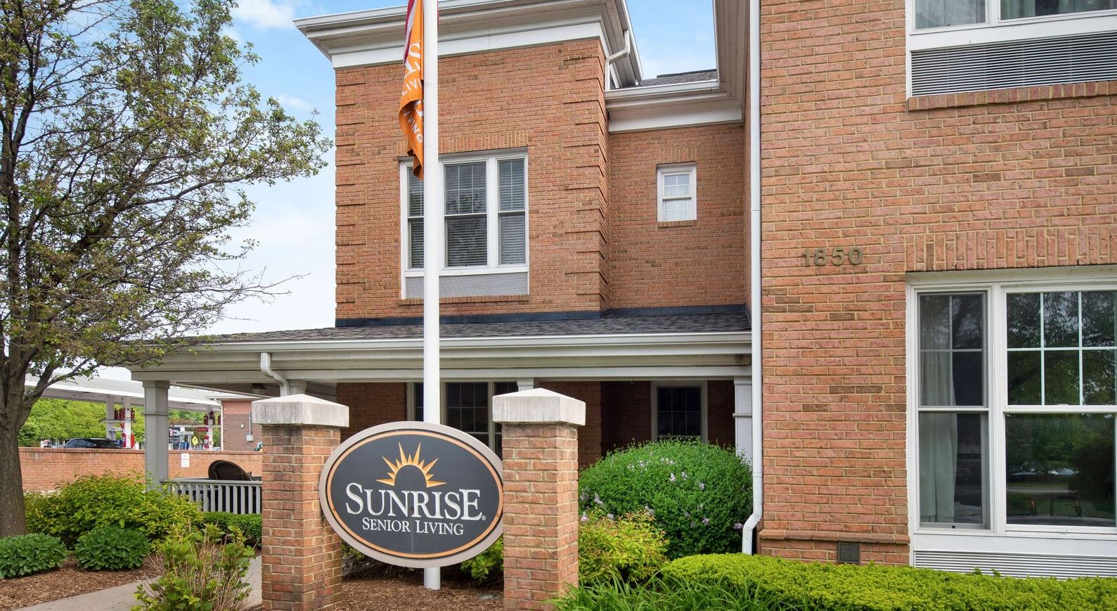 Facility signage for Sunrise Senior Living