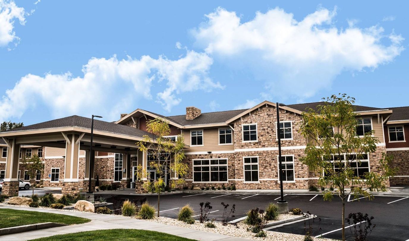 Exterior view of Crescent Senior Living's building