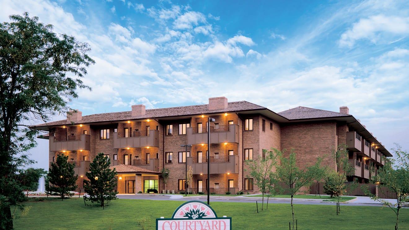 Exterior view of The Courtyard at Lakewood facility