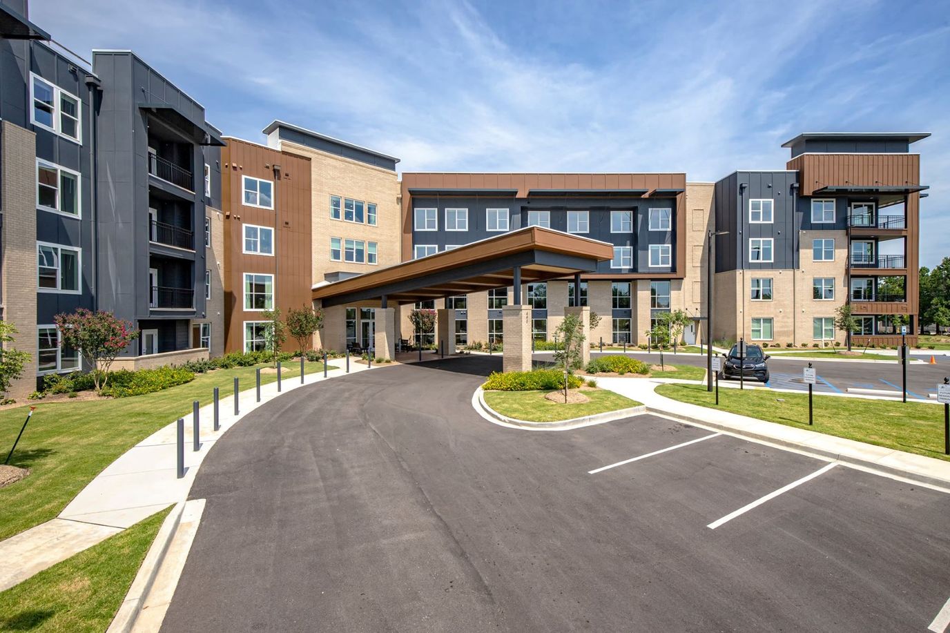 Exterior view of Inspire Sandhill senior living facility