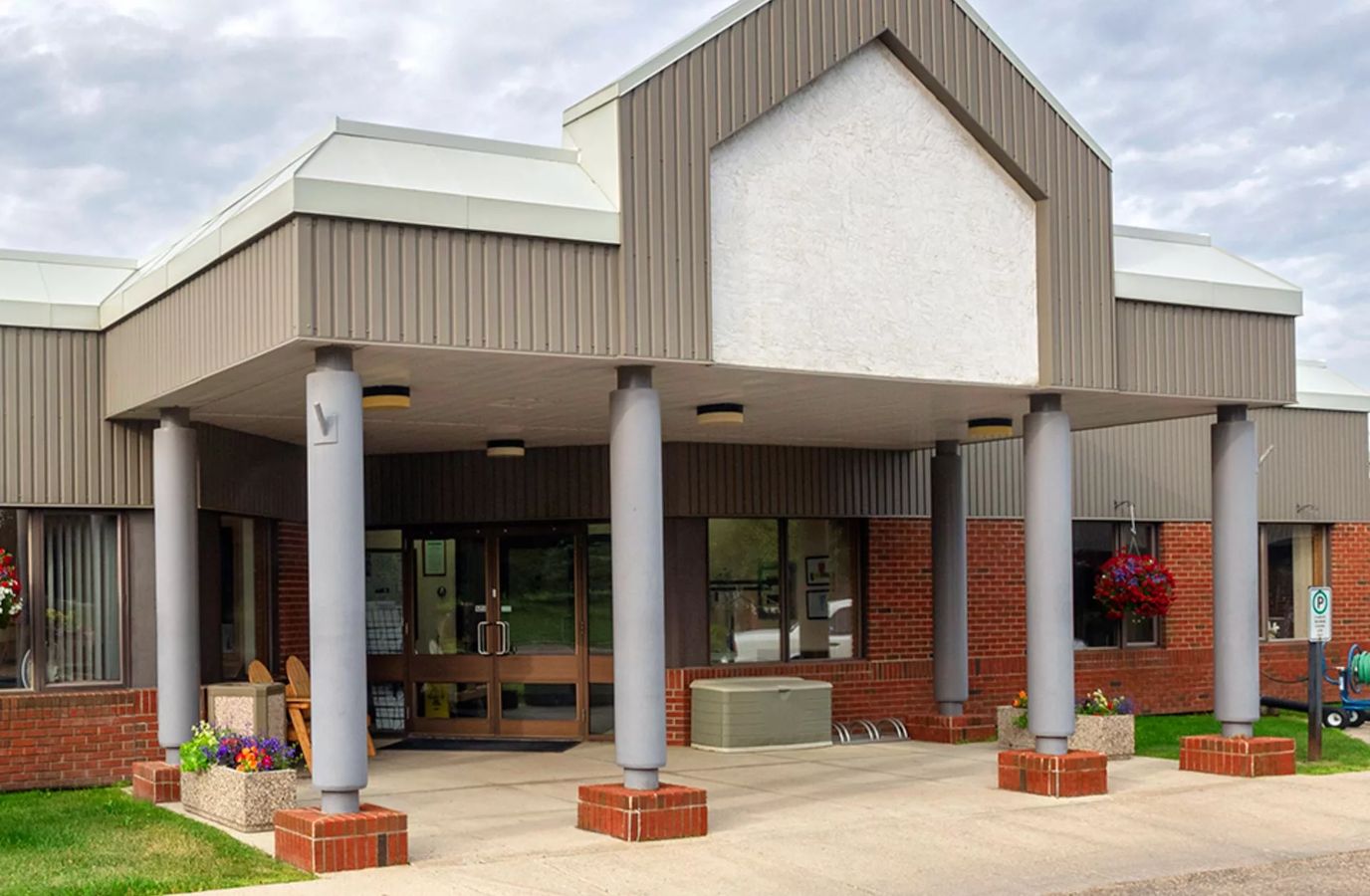 Front entrance of Northcott Care Centre