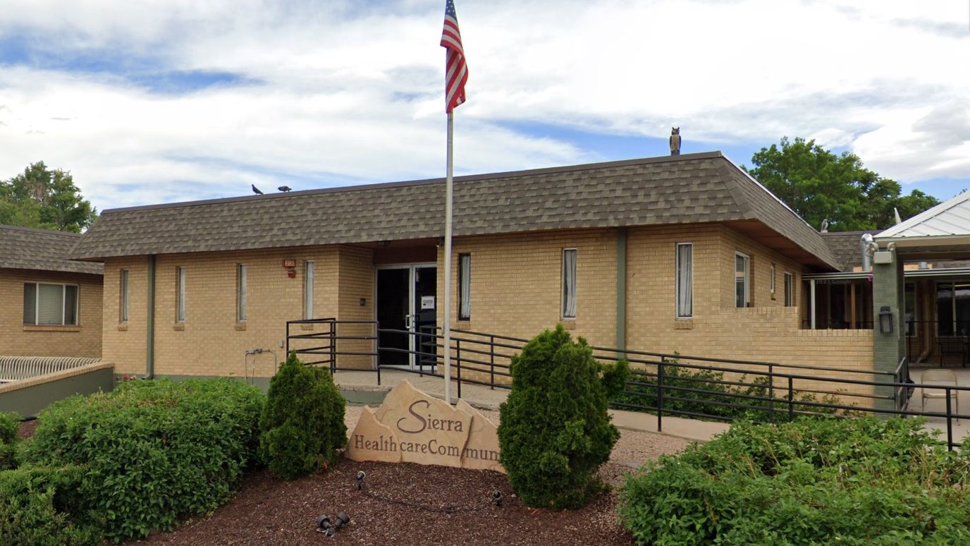 Exterior view of Sierra Rehabilitation and Care Community building