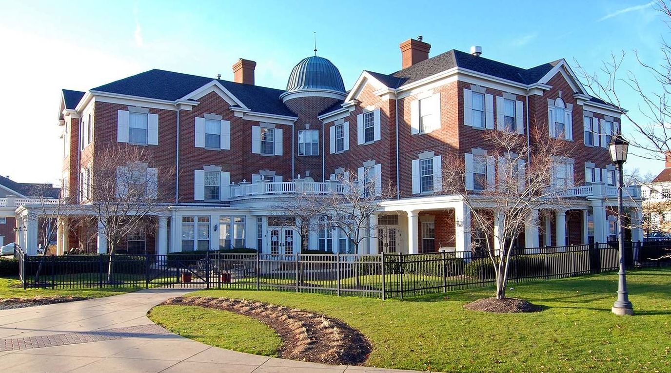 Exterior view of The Woodlands of Shaker Heights