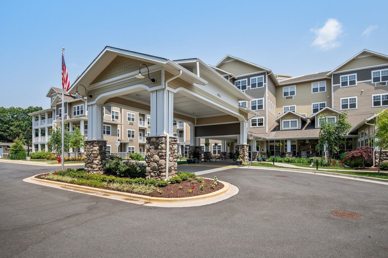 Exterior view of Wilshire Estates Gracious Retirement Community
