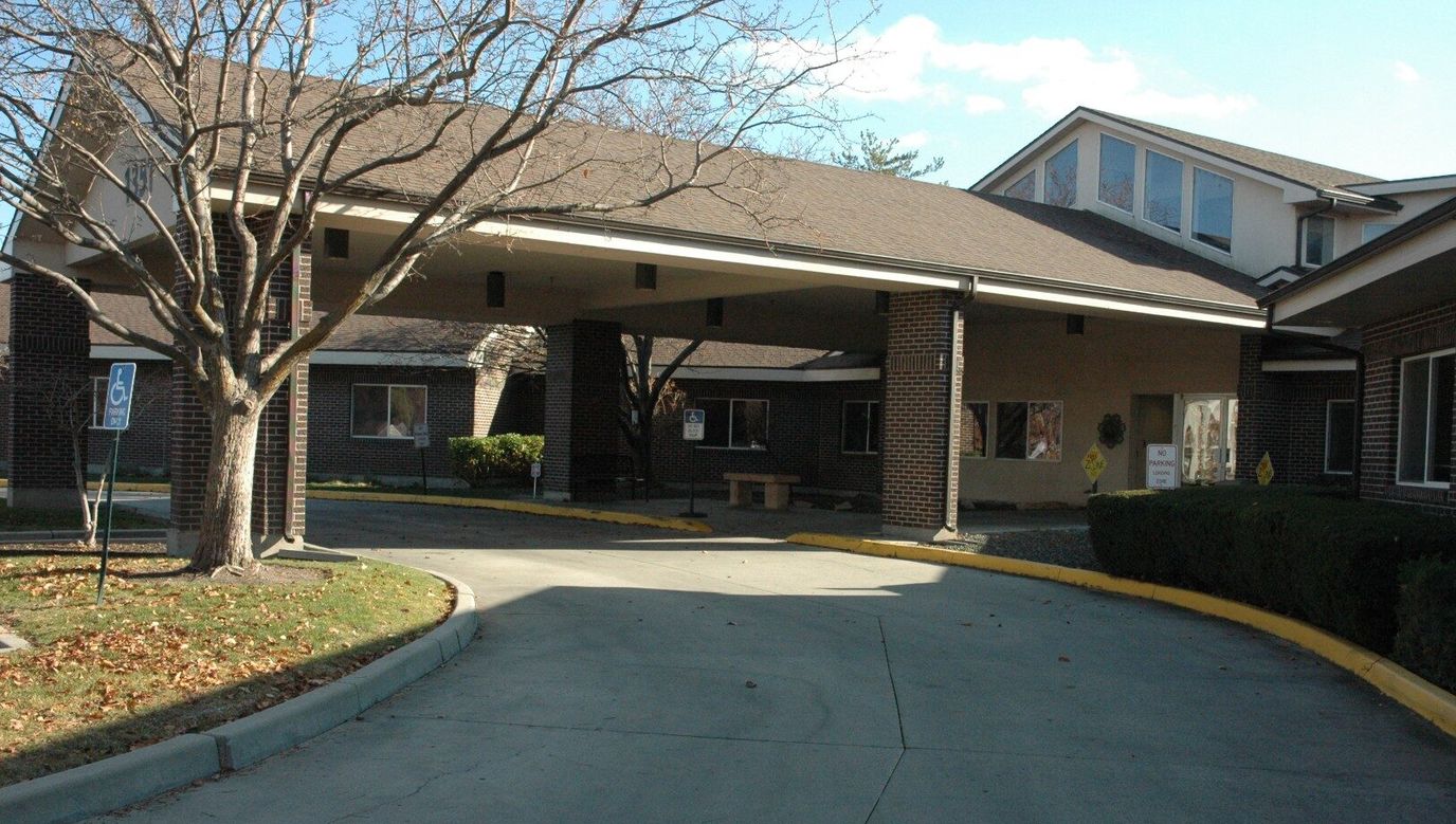 Exterior view of the Creekside Transitional Care building
