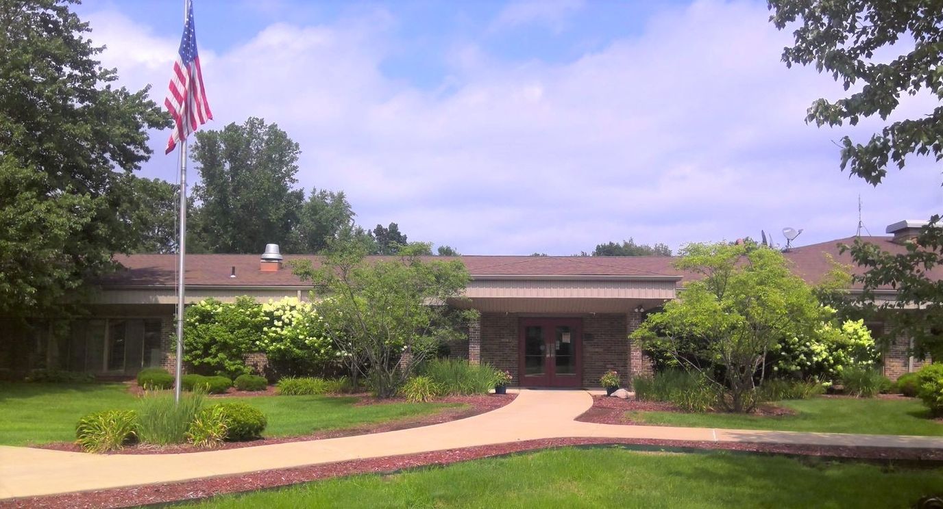 Exterior view of Majestic Care of South Bend