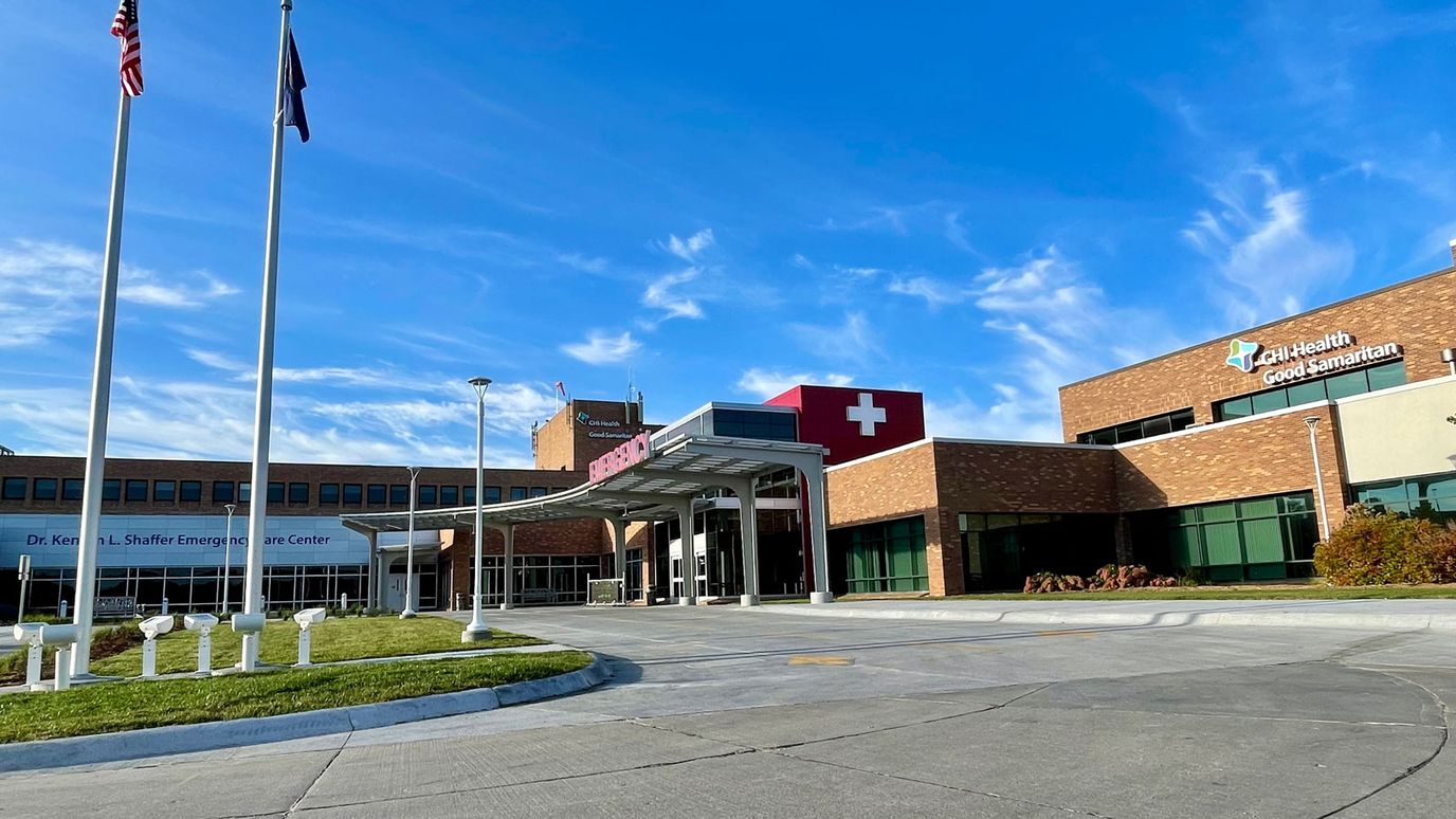 Entrance of Chi Health Good Samaritan facility