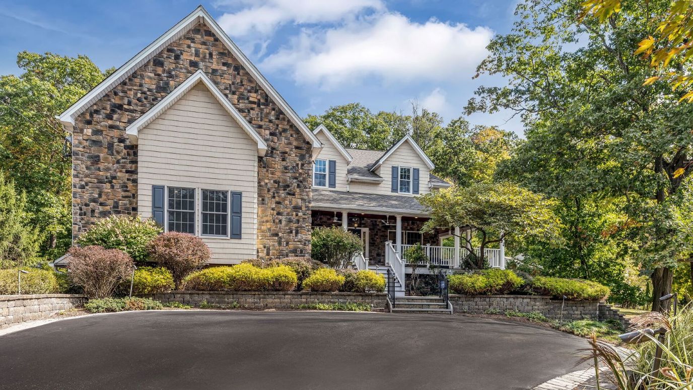 Exterior view of a residential-style senior living facility