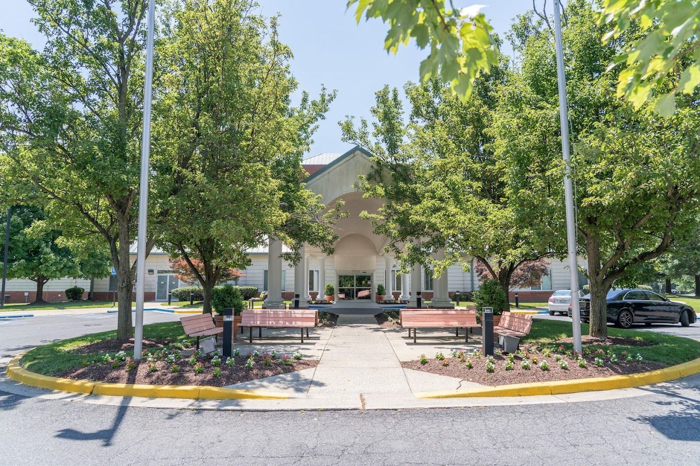 Exterior view of Montgomery Village Health Care Center entrance