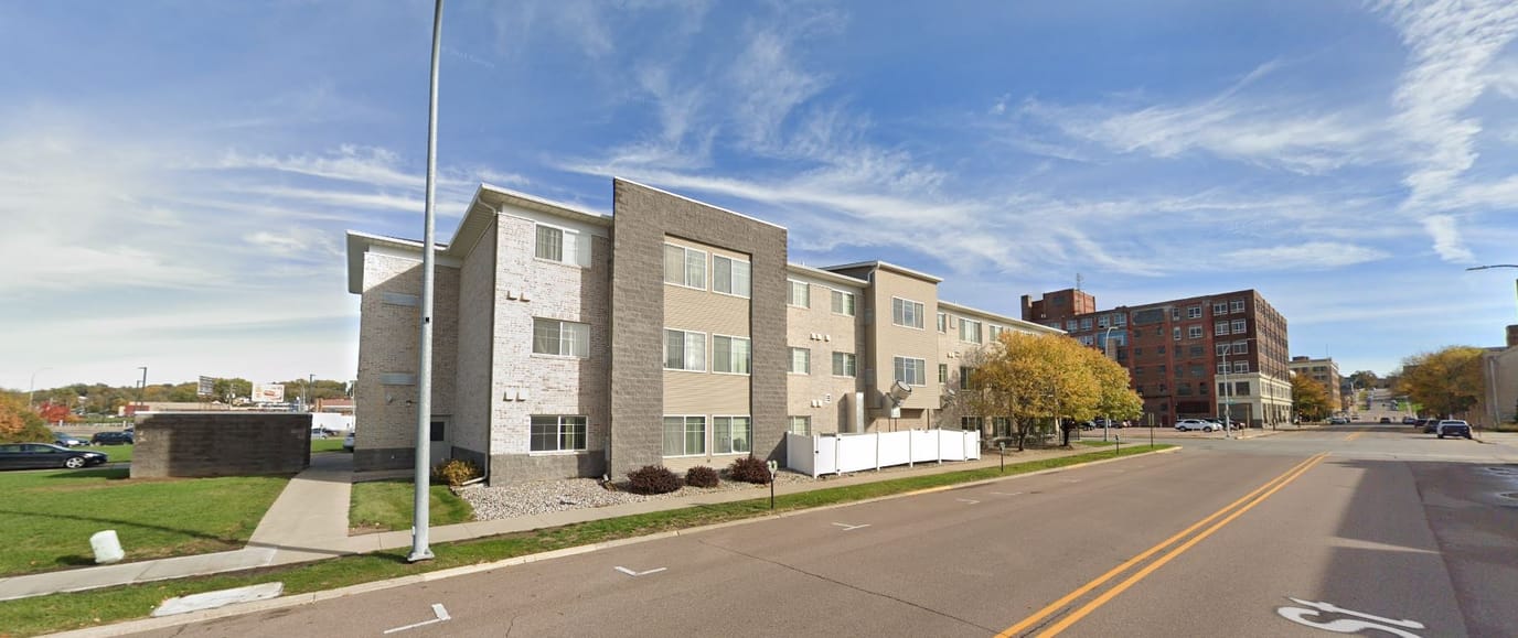 Exterior view of a multistory assisted living facility