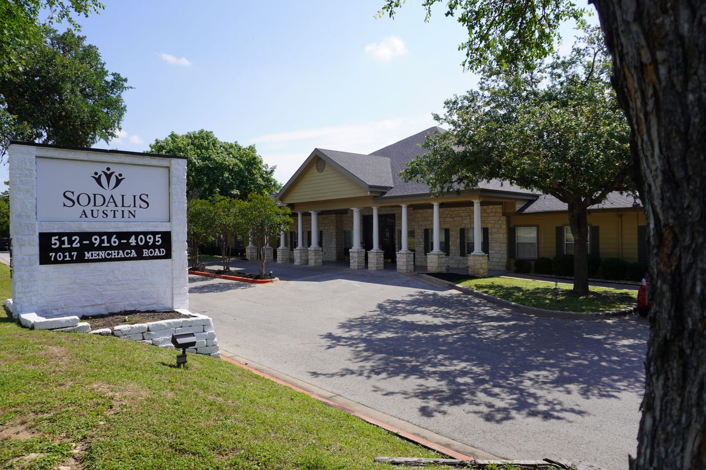 Exterior view of Sodalis Austin facility entrance