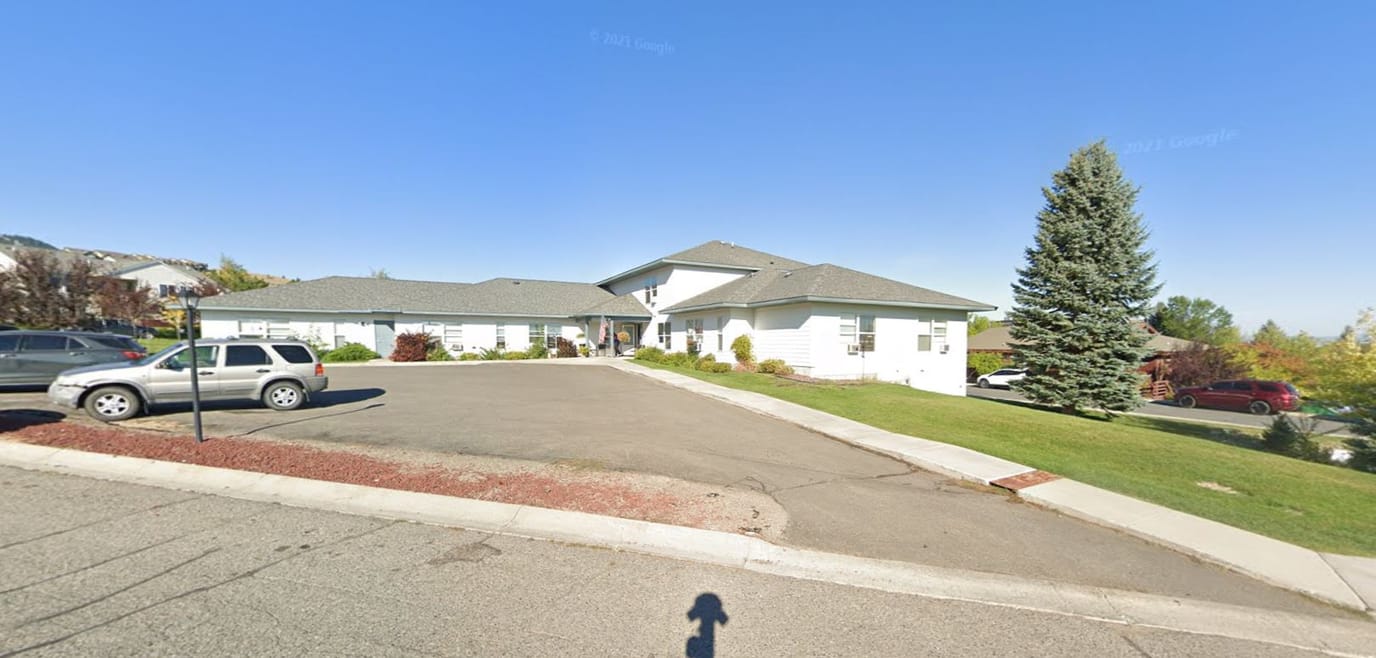 Exterior view of Son Heaven Assisted Living II facility