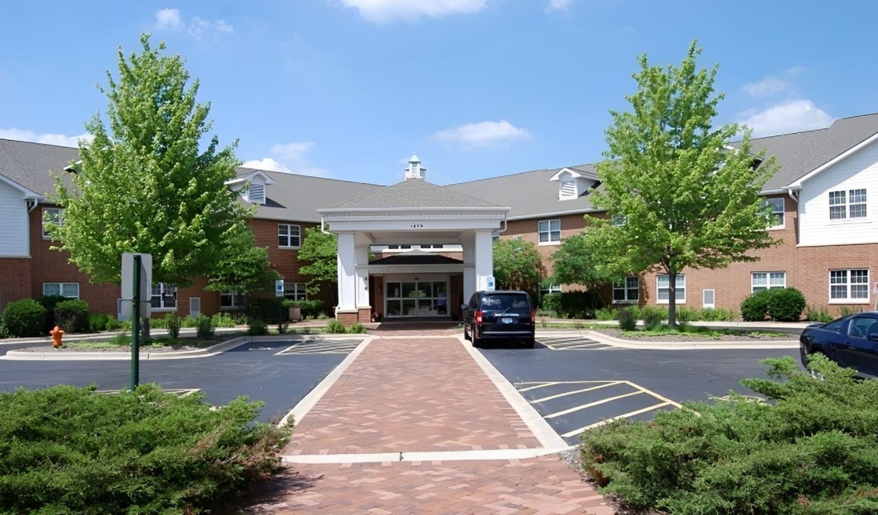 Building exterior of Tabor Hills with landscaping