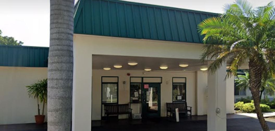 Entrance of Woodbridge Rehabilitation & Health Center