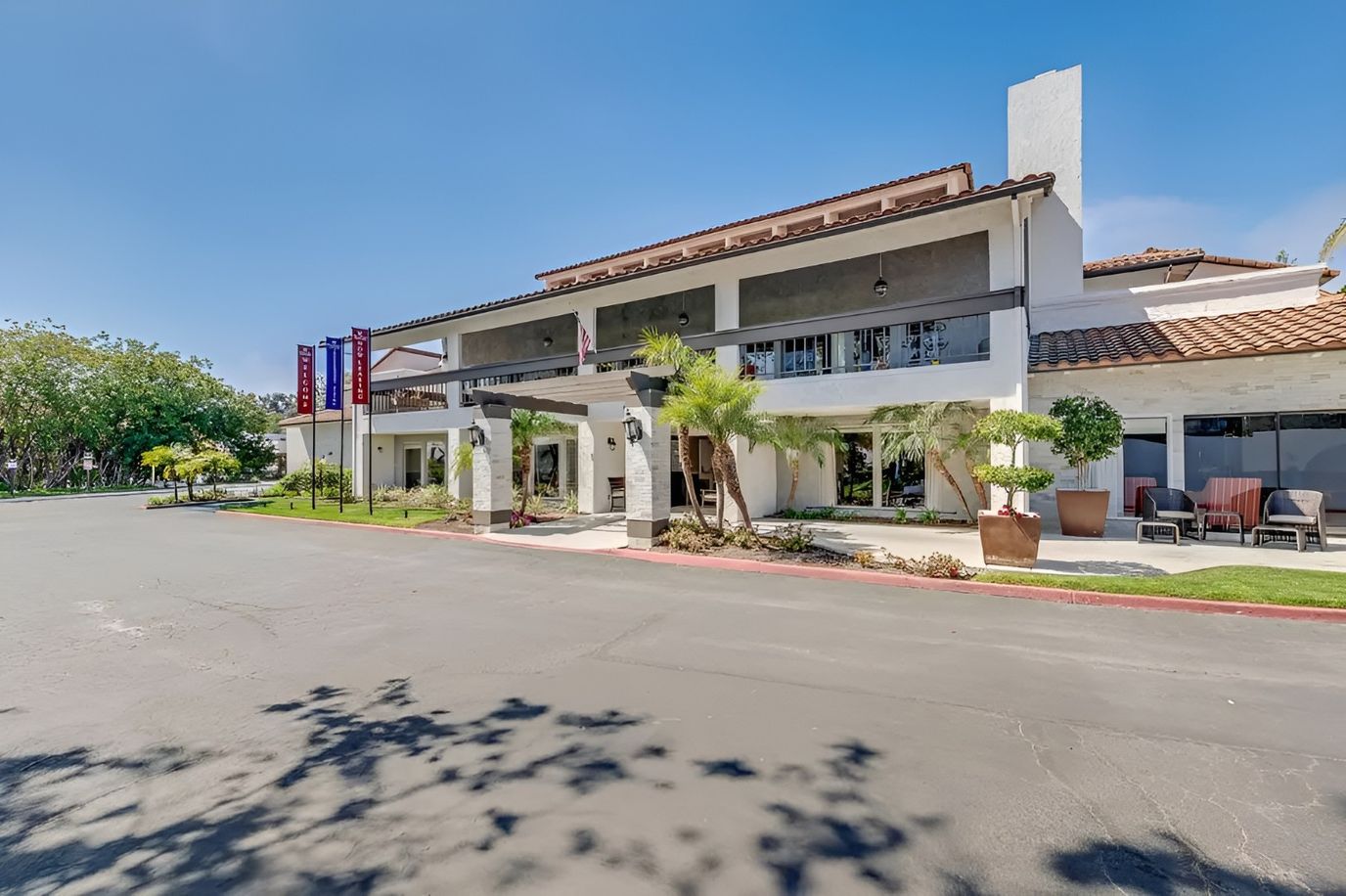 Exterior view of Encinitas Senior Living facility
