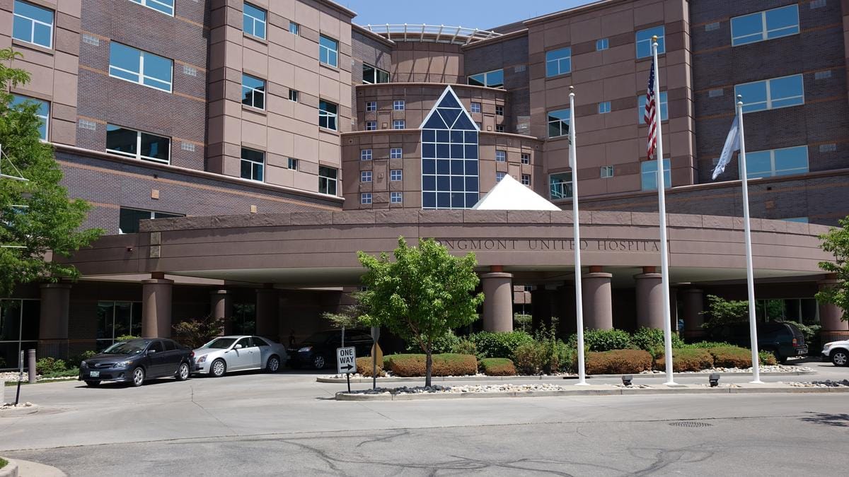 Front entrance of Longmont United Hospital