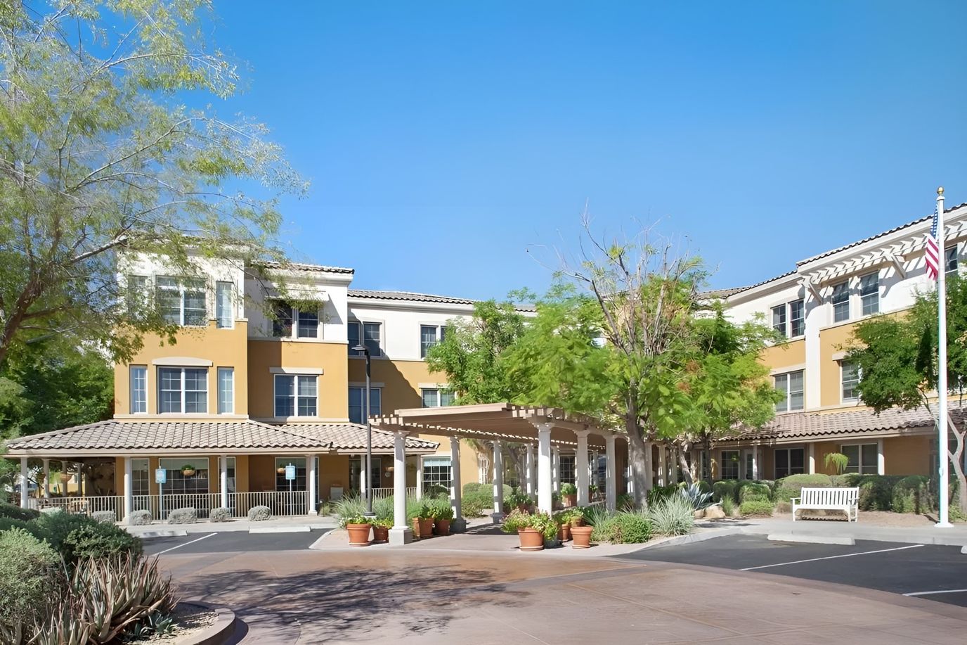 Exterior view of the Sunrise of Scottsdale building
