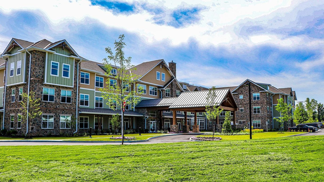 Building exterior view of The Chelsea at Greenburgh
