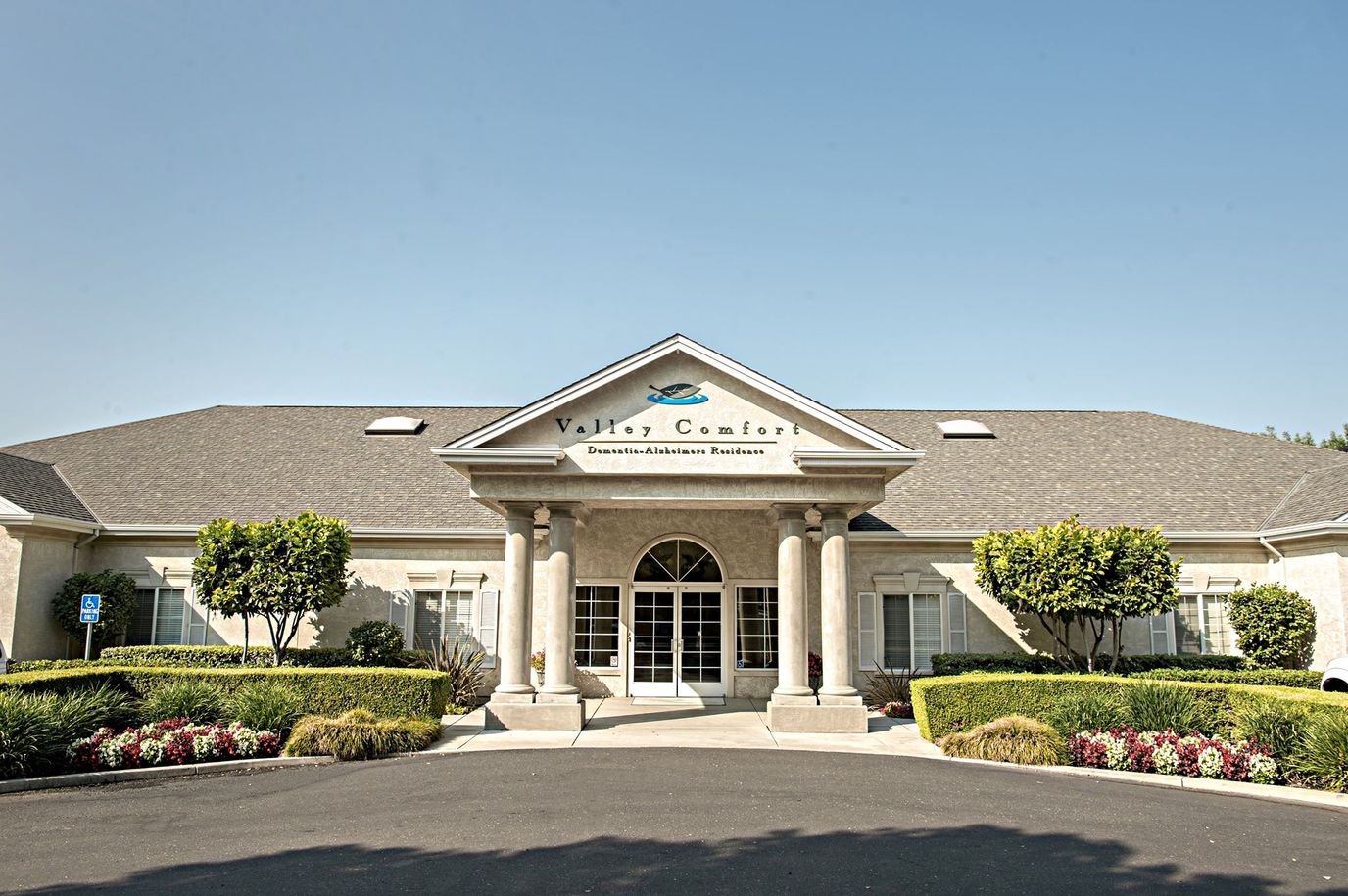 Exterior view of Valley Comfort assisted living facility