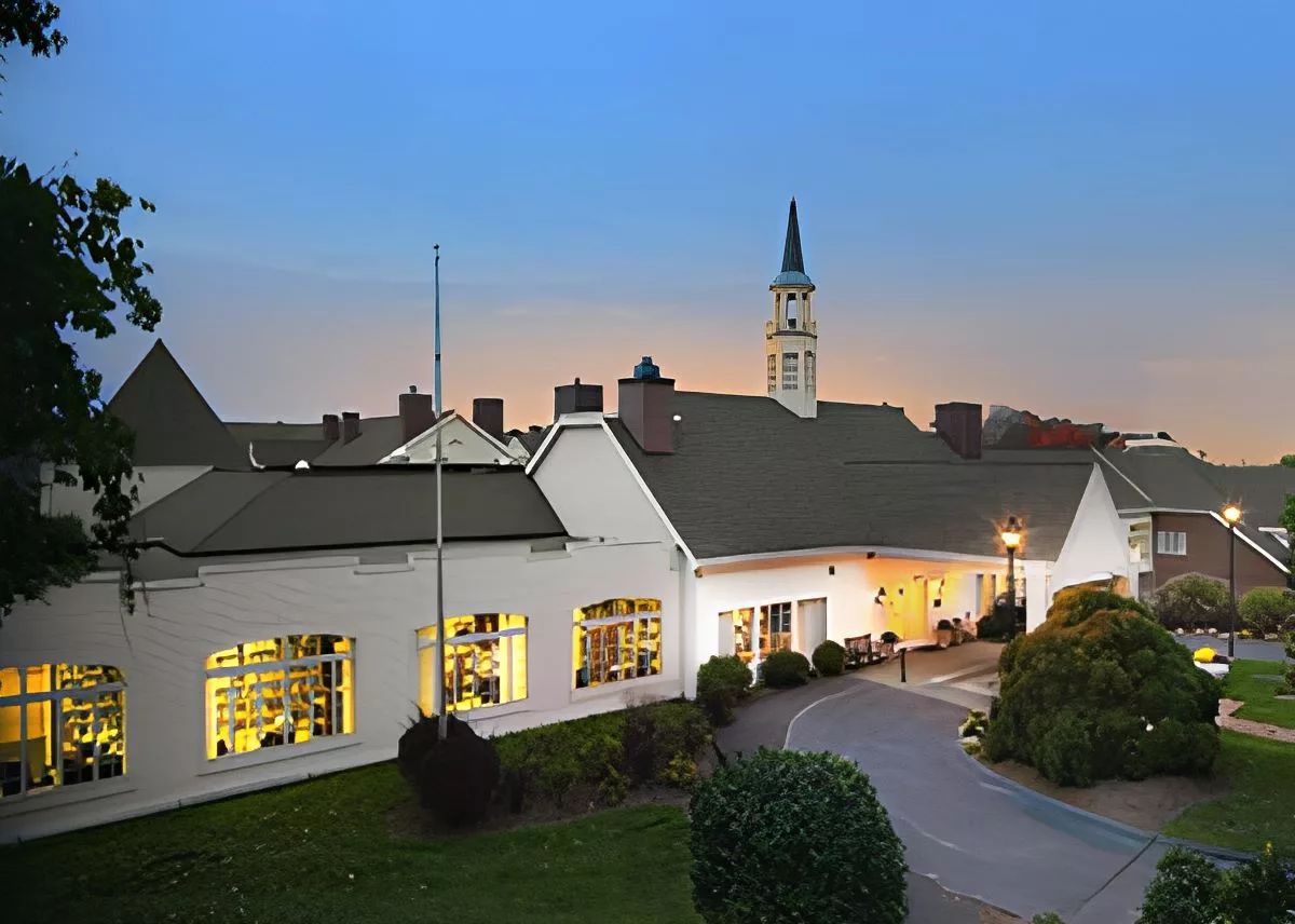 Exterior view of Avery Heights with a clear entrance at dusk
