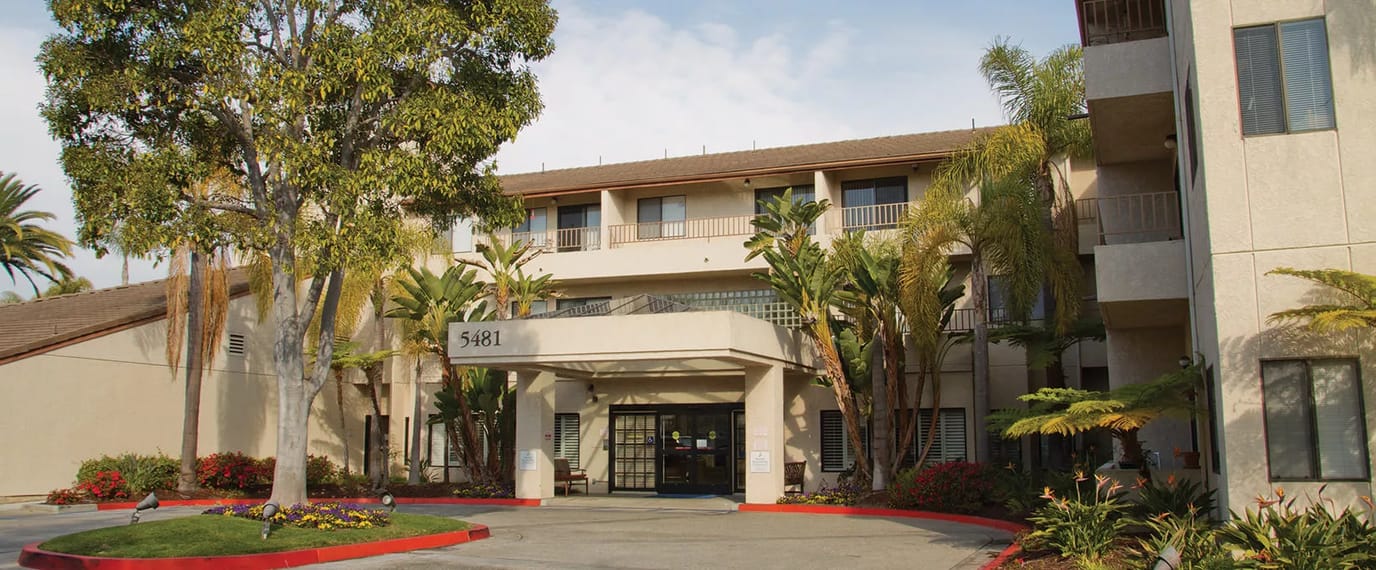 Exterior view of Brookdale South Bay facility entrance