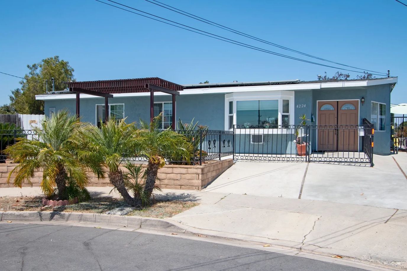 Exterior view of Canyon Guest Home building