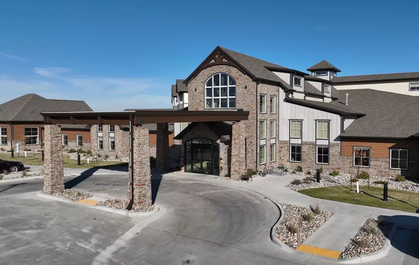Exterior view of Edgewood Grand Forks facility entrance