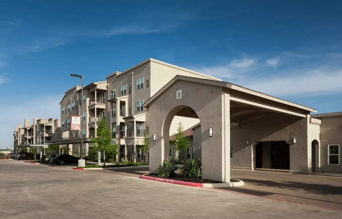 Exterior view of Franklin Park Alamo Heights with entrance