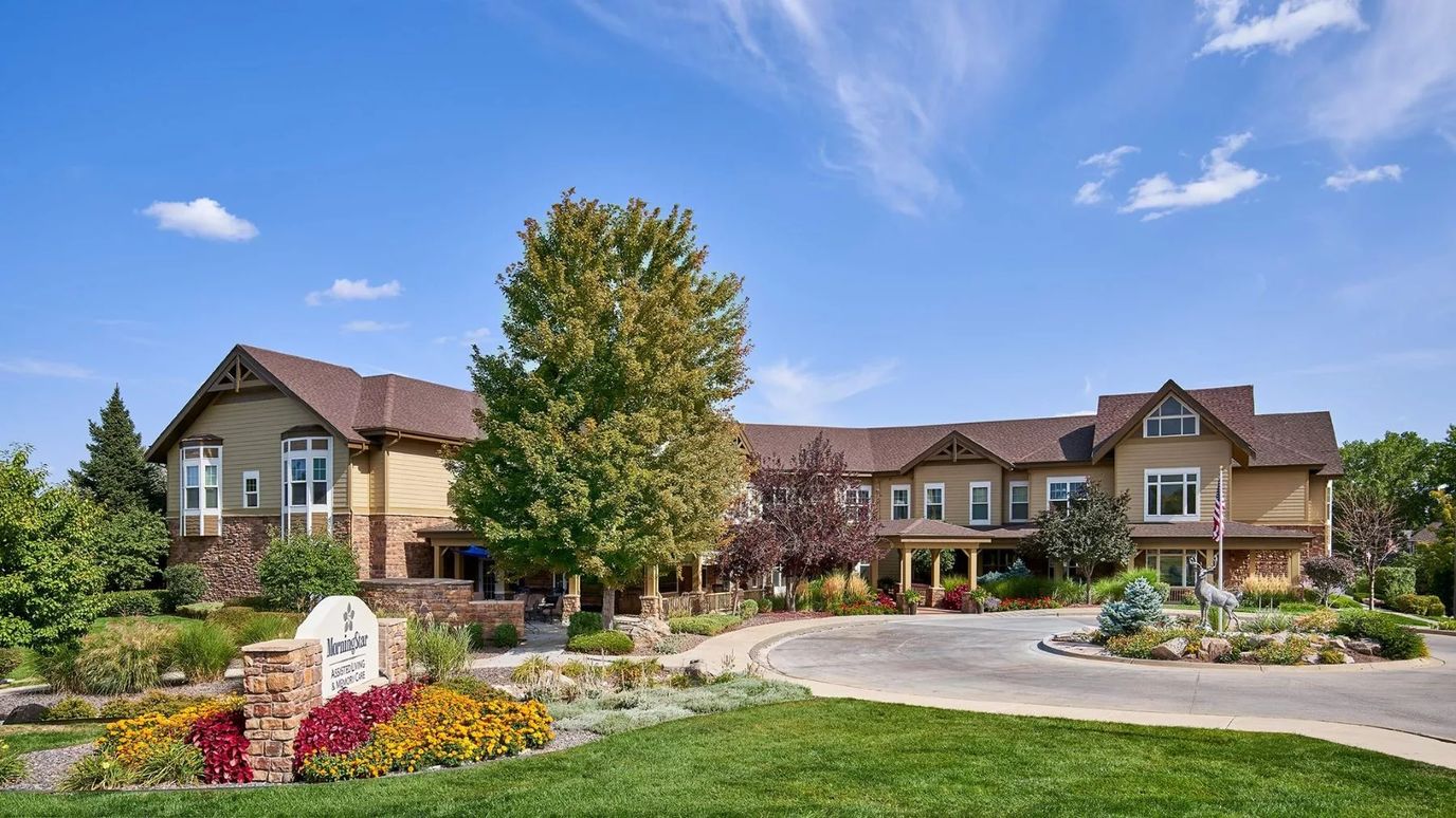 Exterior view of MorningStar Senior Living facility