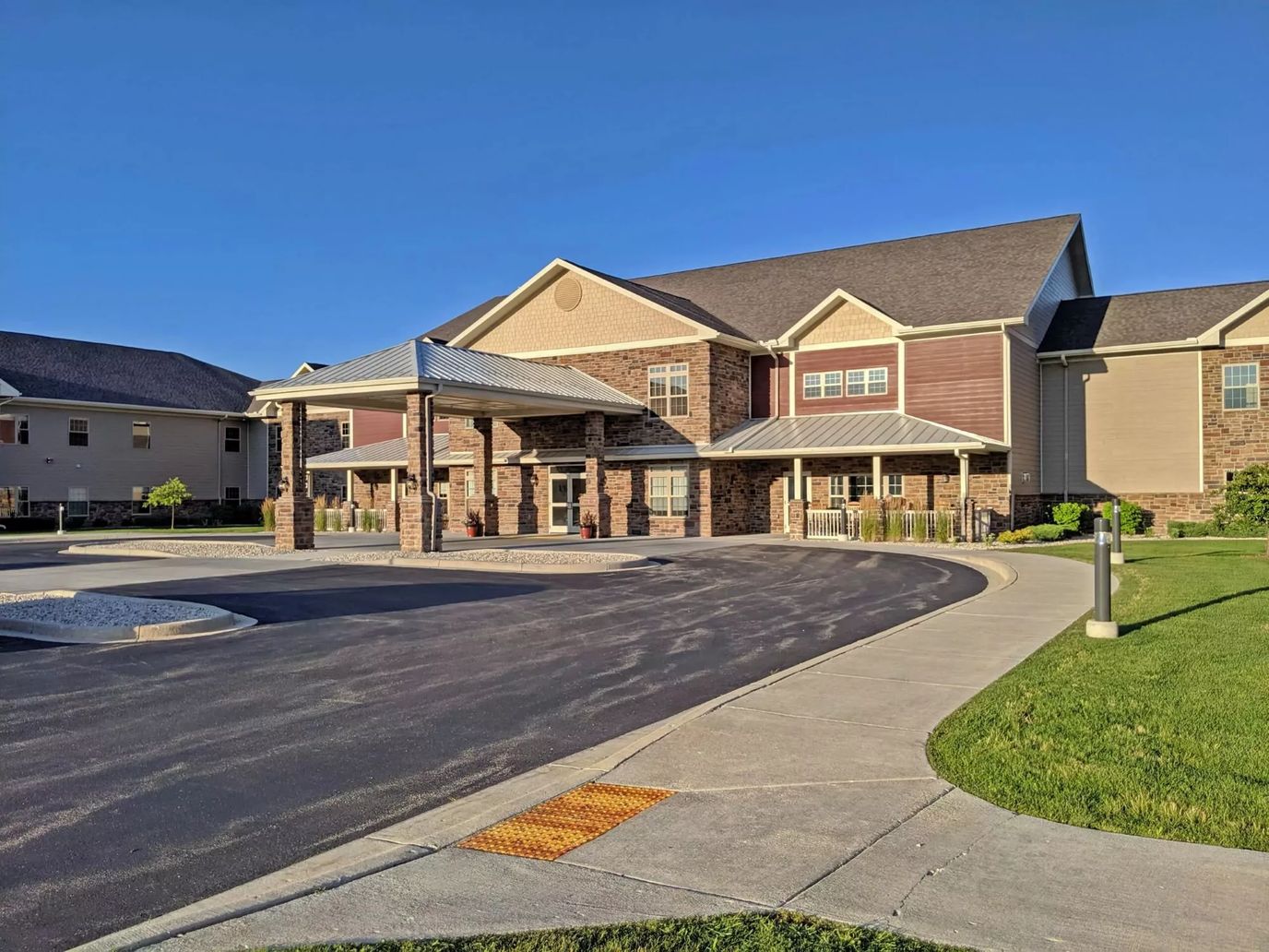 Exterior view of Primrose Retirement Community