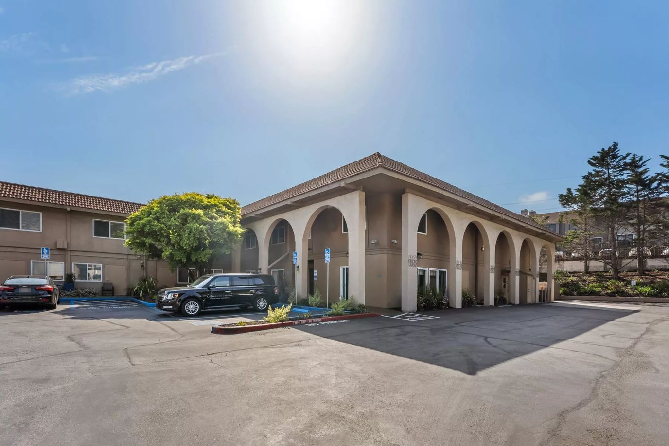 Outdoor view of the Serra Highlands Senior Living building