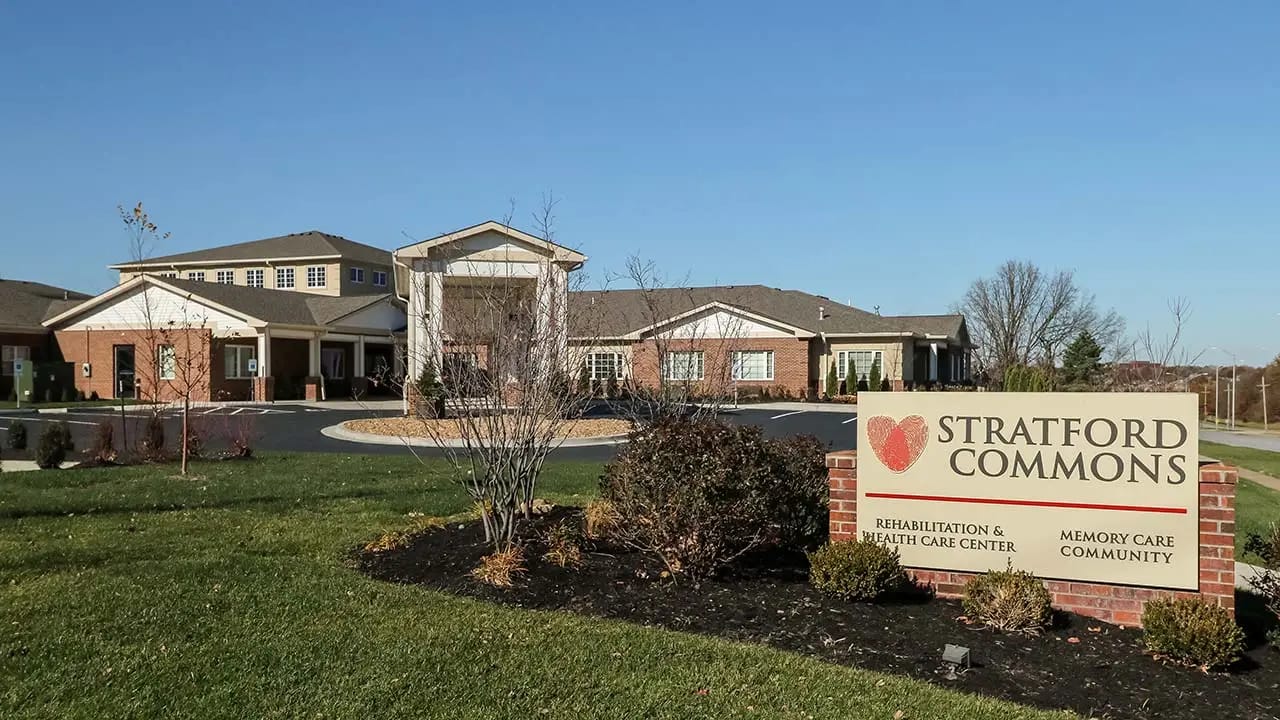 Exterior view of Stratford Commons Rehabilitation facility