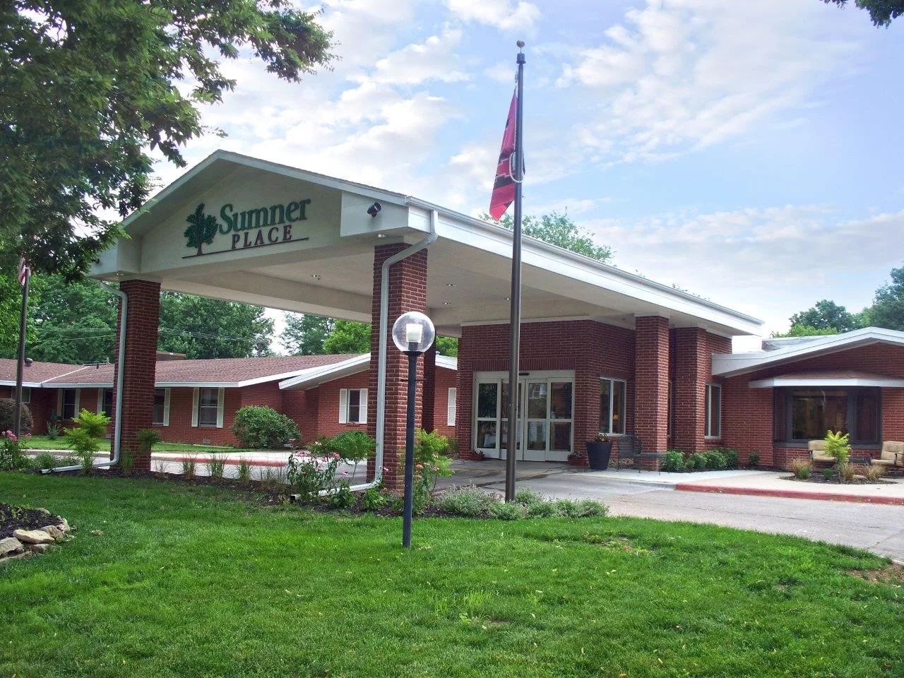 Exterior view of Sumner Place Skilled Nursing facility